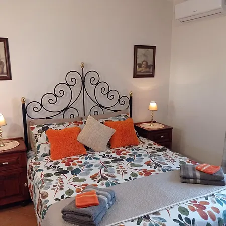 Joseph 2, Charming Retreat With Park Views And Close To The Airport Siggiewi
