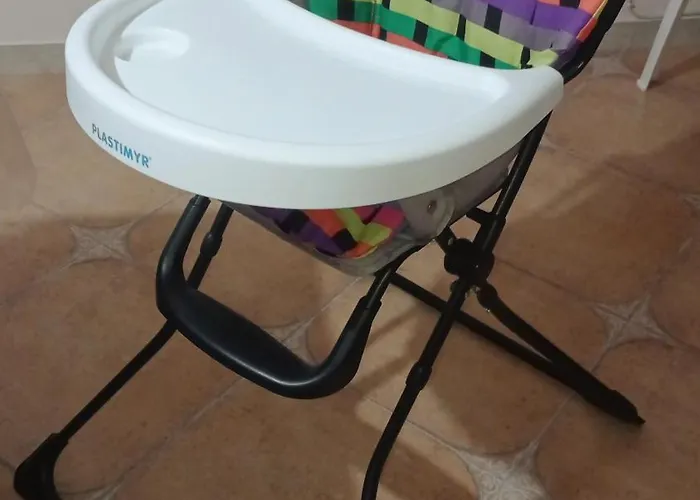 Appartement Joseph 2, Stylish Corner Flat With Park Views And Close To The Airport Siggiewi